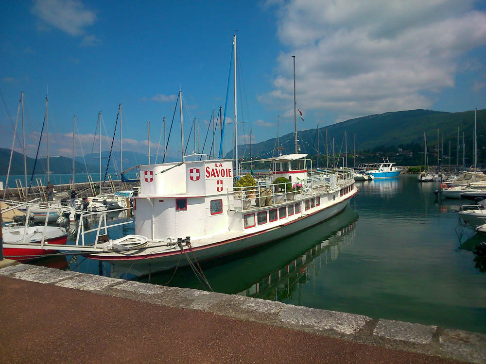 Le grand port au lac du bourget